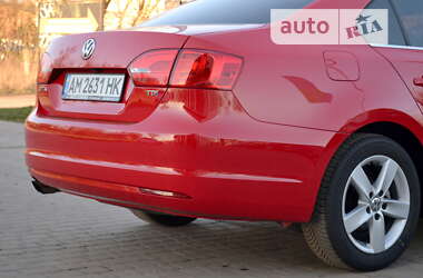 Седан Volkswagen Jetta 2013 в Бердичеве