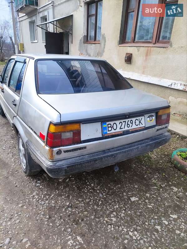 Седан Volkswagen Jetta 1985 в Теребовле