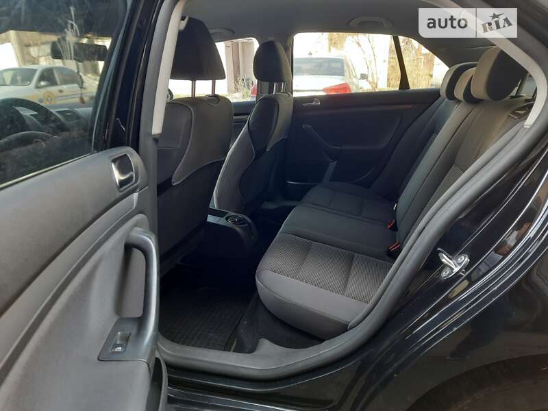 Седан Volkswagen Jetta 2006 в Киеве