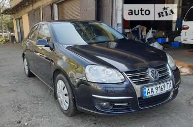 Седан Volkswagen Jetta 2006 в Киеве