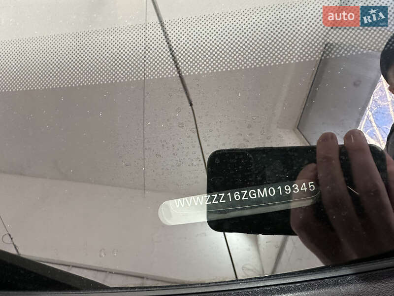 Седан Volkswagen Jetta 2016 в Одесі