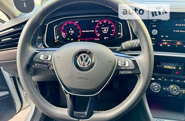 Седан Volkswagen Jetta 2019 в Кагарлыке
