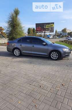 Седан Volkswagen Jetta 2012 в Новомосковске