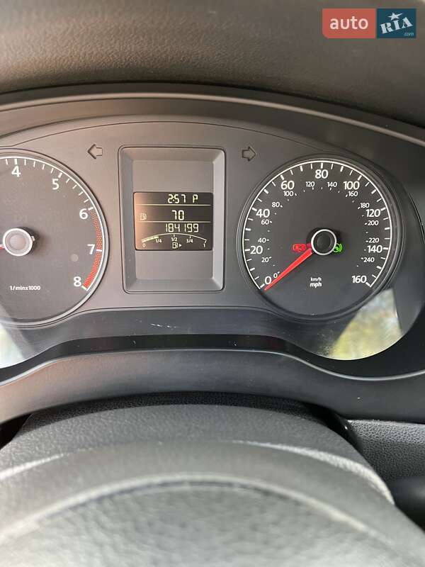 Седан Volkswagen Jetta 2013 в Киеве
