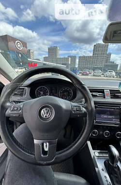 Седан Volkswagen Jetta 2013 в Житомирі