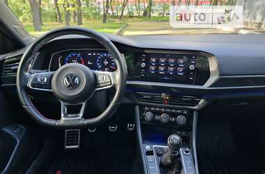 Седан Volkswagen Jetta 2021 в Киеве