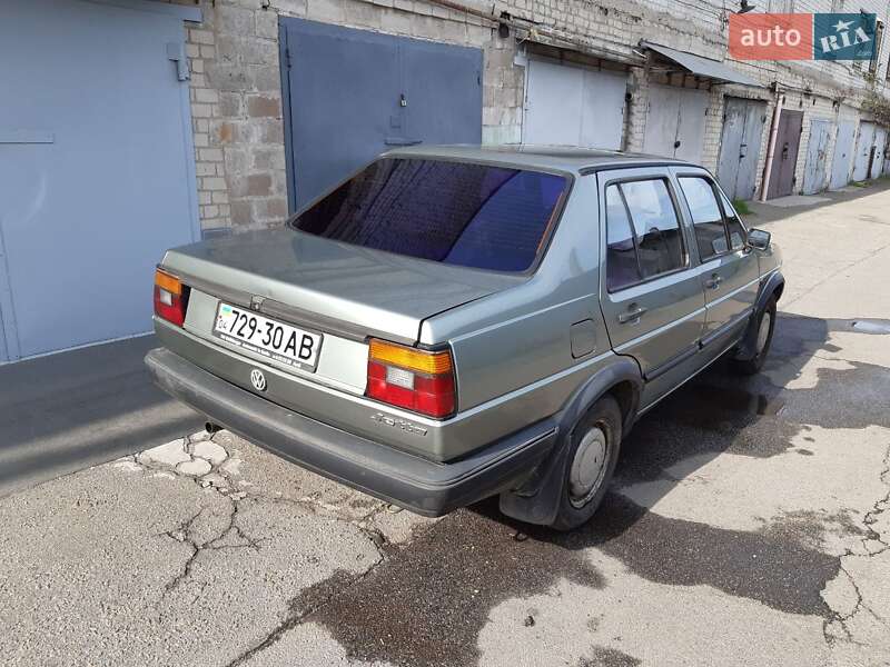 Седан Volkswagen Jetta 1988 в Днепре