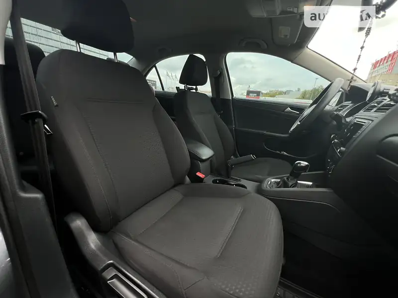Volkswagen Jetta 2015