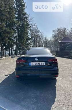 Седан Volkswagen Jetta 2017 в Тернополе