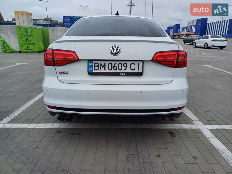 Седан Volkswagen Jetta 2016 в Тернополе