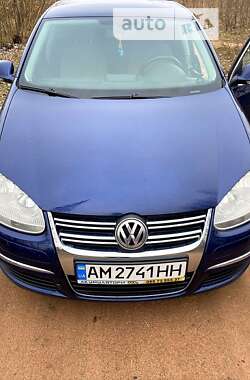 Седан Volkswagen Jetta 2005 в Житомирі