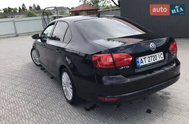 Седан Volkswagen Jetta 2011 в Івано-Франківську