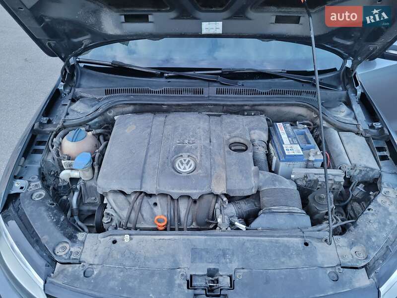 Седан Volkswagen Jetta 2011 в Днепре фото 10 Седан Volkswagen Jetta 2011 в Днепре