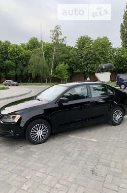 Седан Volkswagen Jetta 2012 в Черкассах