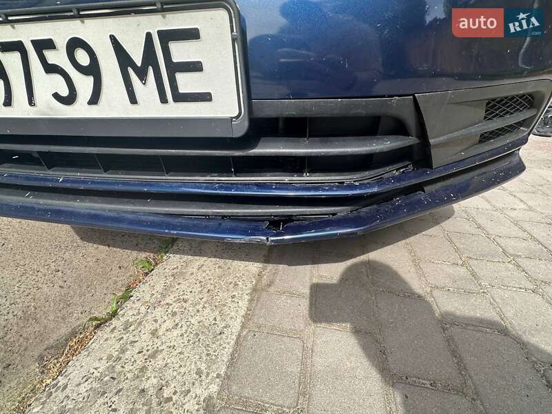 Седан Volkswagen Jetta 2013 в Львове