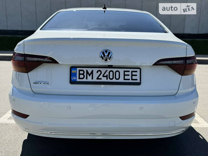 Седан Volkswagen Jetta 2019 в Киеве