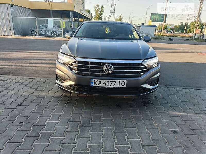 Седан Volkswagen Jetta 2019 в Вышгороде