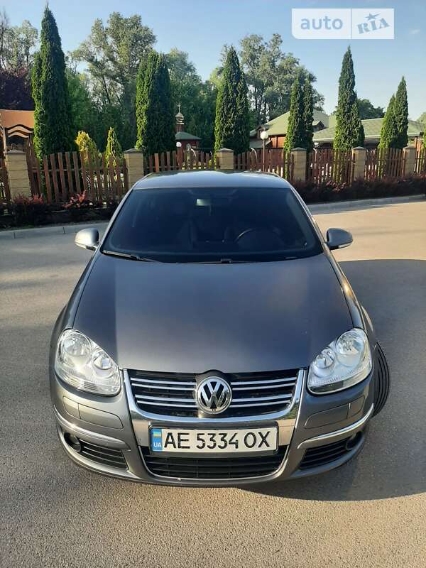 Седан Volkswagen Jetta 2007 в Днепре