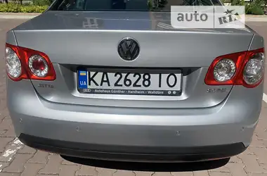 Volkswagen Jetta 2005