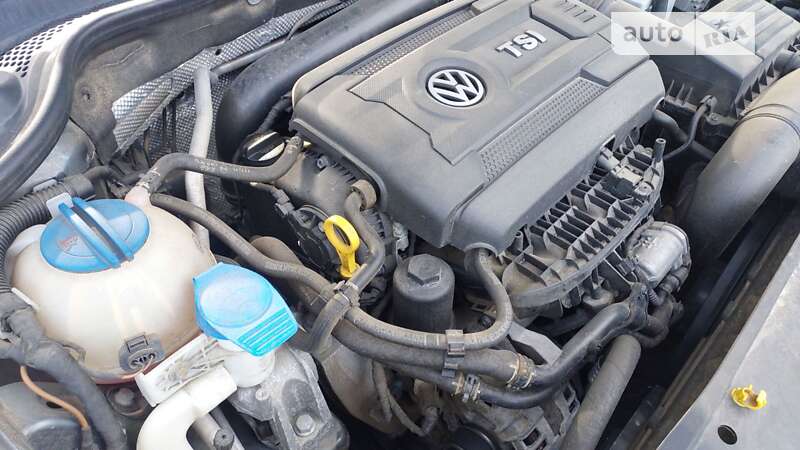 Седан Volkswagen Jetta 2014 в Івано-Франківську