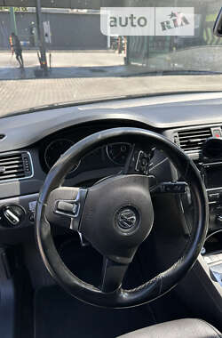 Седан Volkswagen Jetta 2012 в Запоріжжі