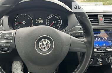 Седан Volkswagen Jetta 2012 в Тернополе