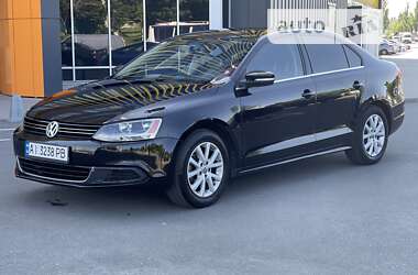 Седан Volkswagen Jetta 2014 в Киеве