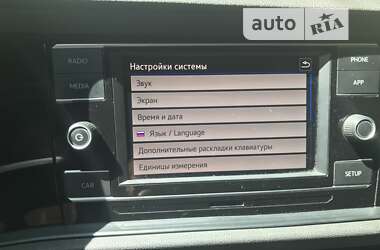 Седан Volkswagen Jetta 2018 в Ужгороде
