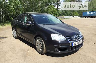 Седан Volkswagen Jetta 2006 в Староконстантинове