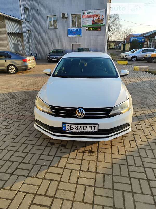 Седан Volkswagen Jetta 2016 в Прилуках