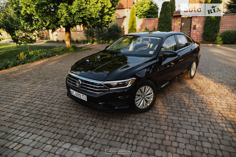 Седан Volkswagen Jetta 2019 в Кривом Роге