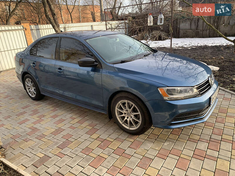 Седан Volkswagen Jetta 2015 в Сумах