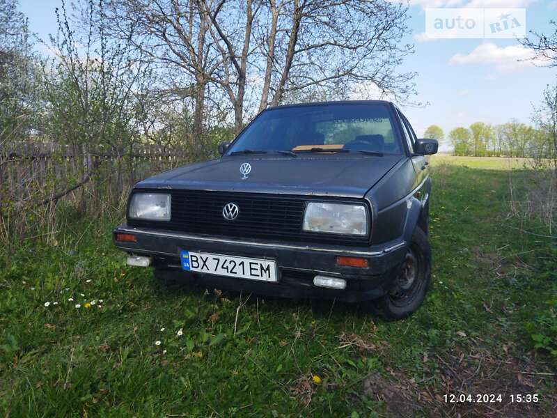 Седан Volkswagen Jetta 1988 в Нетешине