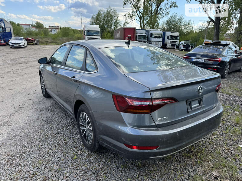 Седан Volkswagen Jetta 2019 в Львові