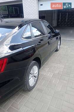 Седан Volkswagen Jetta 2018 в 
