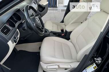 Седан Volkswagen Jetta 2015 в Днепре