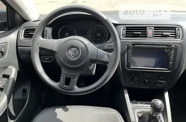 Volkswagen Jetta 2014