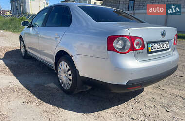 Седан Volkswagen Jetta 2007 в 