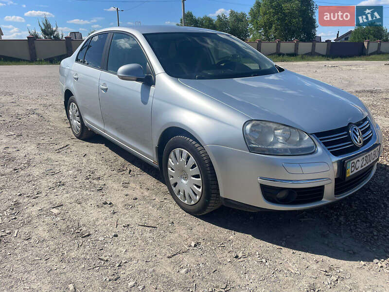 Седан Volkswagen Jetta 2007 в Львове