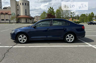 Седан Volkswagen Jetta 2011 в Киеве