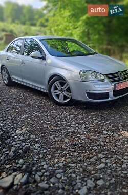 Седан Volkswagen Jetta 2006 в 