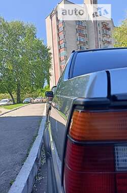 Седан Volkswagen Jetta 1990 в Ровно