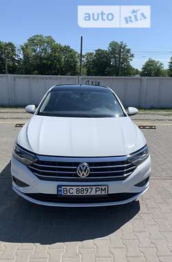 Седан Volkswagen Jetta 2019 в Ірпені