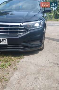 Седан Volkswagen Jetta 2019 в 