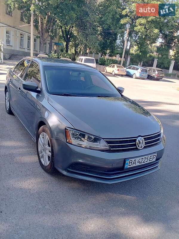 Седан Volkswagen Jetta 2016 в Кропивницком