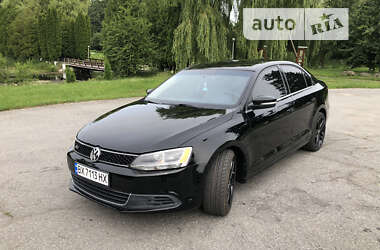 Седан Volkswagen Jetta 2012 в Любарі