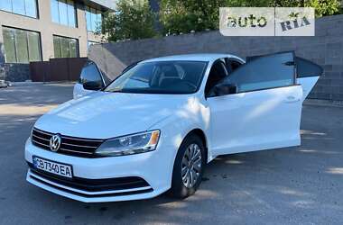 Седан Volkswagen Jetta 2015 в Чернигове