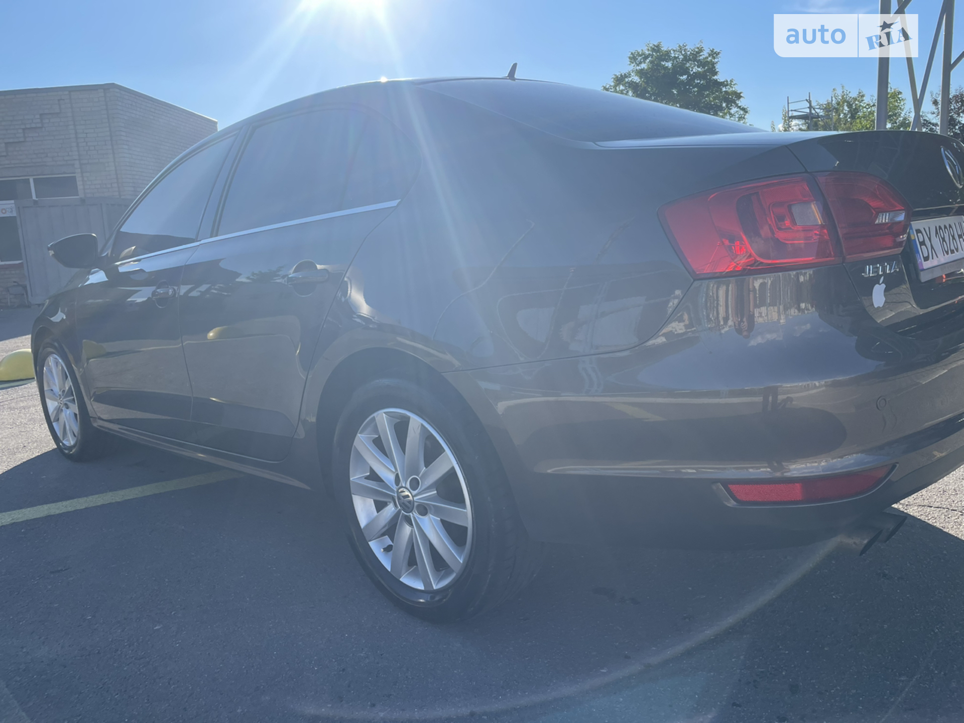 2011 Volkswagen Jetta - мініатюра 3