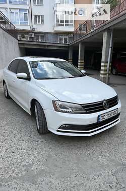 Седан Volkswagen Jetta 2015 в Івано-Франківську