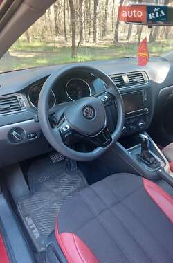 Седан Volkswagen Jetta 2016 в Славянске